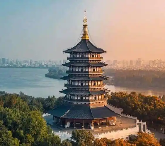 江苏作家张金龙|雷峰塔与断桥(组诗)_白娘_西湖_中国