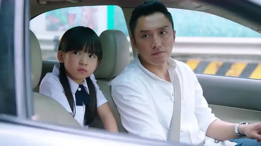 家庭秘密:女孩也找到工作了,网友:遇到好心人了-影视综视频-搜狐视频