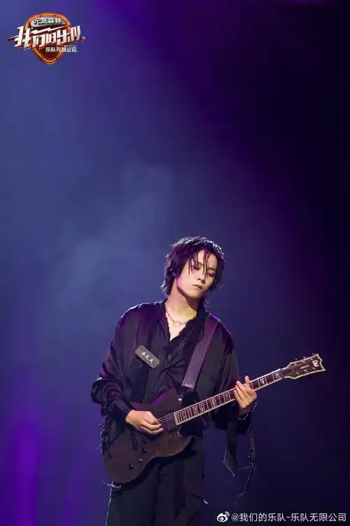 壁纸 我们的乐队 李长庚