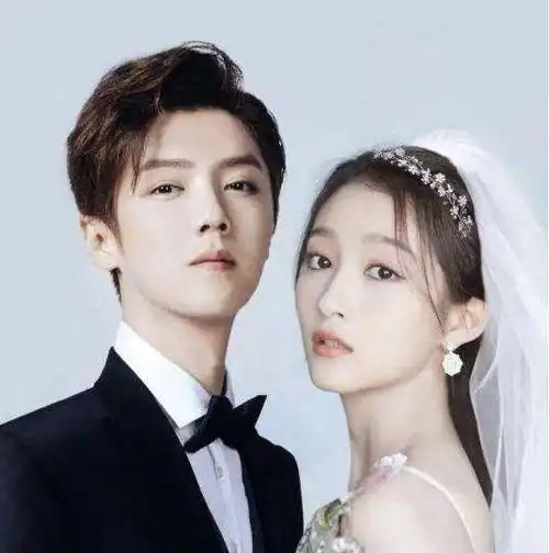 和baby互动为零,婚纱照也遭对方碾压港媒曝鹿晗和关晓彤领证,3年恋爱