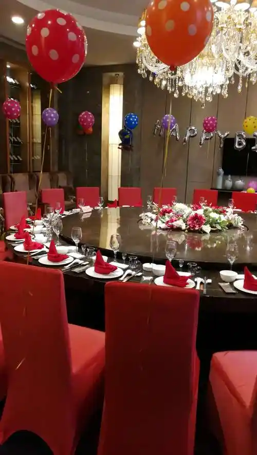 2019年1月31日徐瀚泽七周岁生日在美高大酒店举办,亲朋好友欢聚一堂