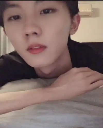 马嘉祺壁纸/马嘉祺/背景图/学院风/校园风/马嘉祺喉结/喉结杀/ 马老师