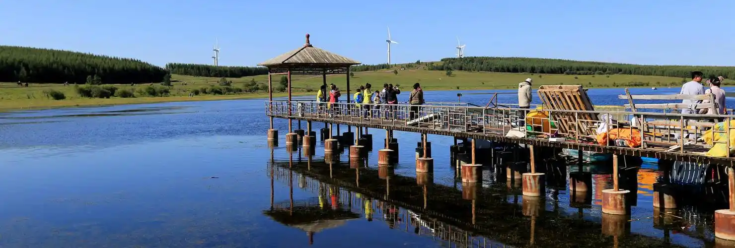 月亮湖风景区旅游攻略