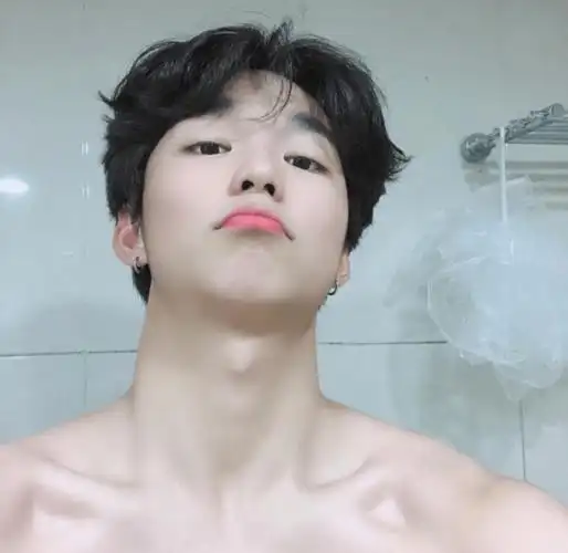 00后的肌肉小奶狗身材都练成啥样了