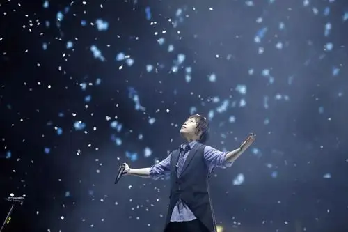 43岁生日的阿信,低调晒出生日愿望,虽然平凡但却最打动人心