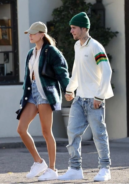 贾斯汀比伯的身高真没优势穿牛仔裤还显松垮妻子都快跟他齐高了