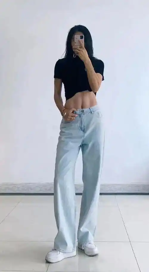 杭州最美体育老师37岁2个孩马甲线依然清晰腹肌训练思路给你