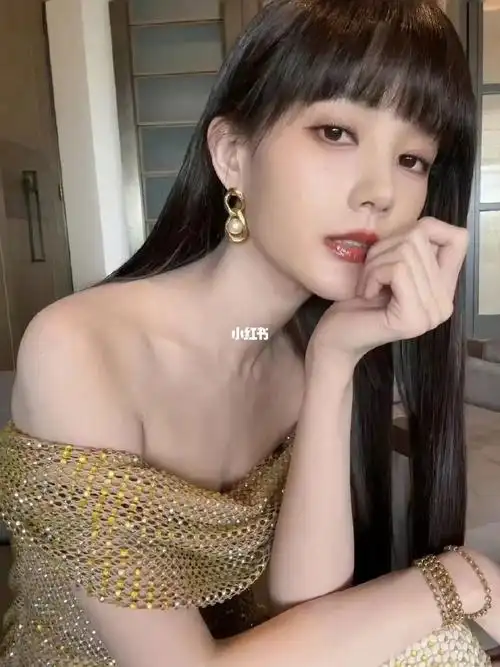 李一桐inannaya96复古光影,优雅闪耀95