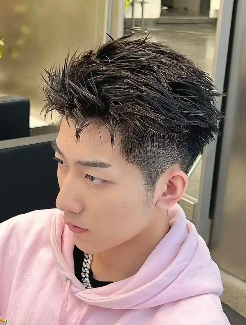 郑州高新男士专业理发馆.男生短发|夏季清爽发型 在家轻松打理 - 抖音