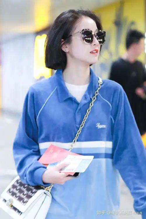 张雪迎终于换发型干练短发配运动装清纯气质难道要出演高中生