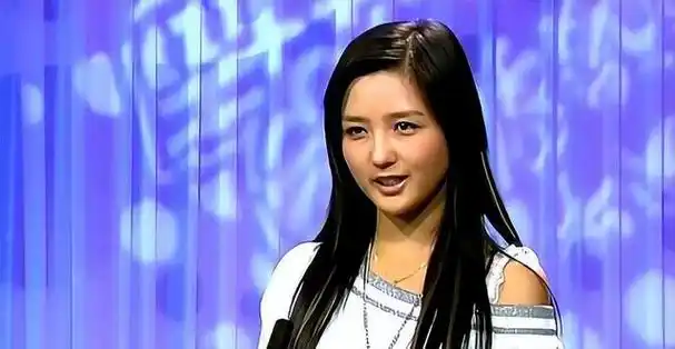 分手十一年,释小龙富甲一方何洁困顿