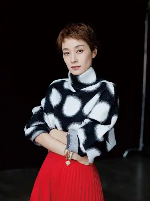 看看袁泉,姐姐,你就明白了_效果_短发_整体