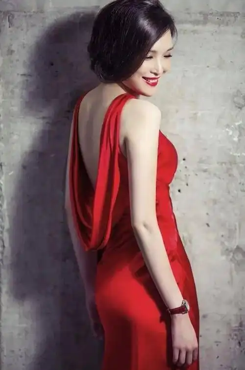 与杜鹃齐名的中国首代超模,前夫是谢晖,转行演戏后人气跌尽
