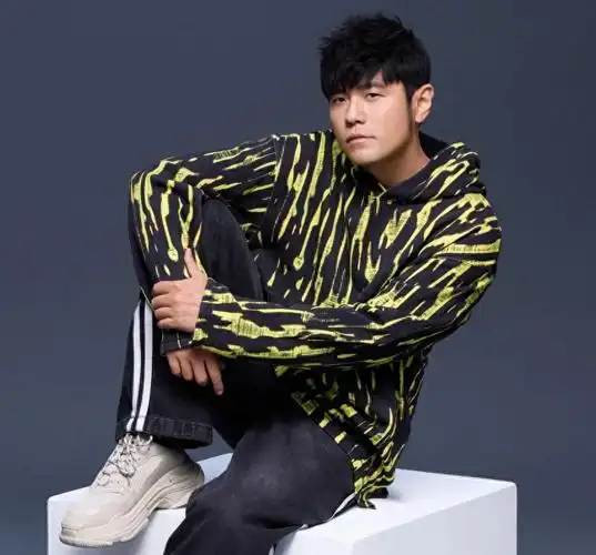 周杰伦泰国演唱会气氛尴尬点歌环节全是假粉60块钱就能进场