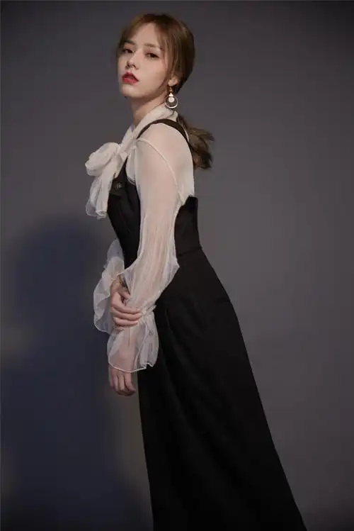 董芷依加盟爱贝克思跨领域打造全能型艺人