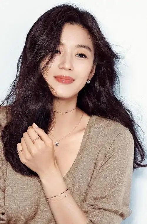 穿着肆意乱搭风去看秀顺便带货burberry的全智贤姐姐的成功有通用解法