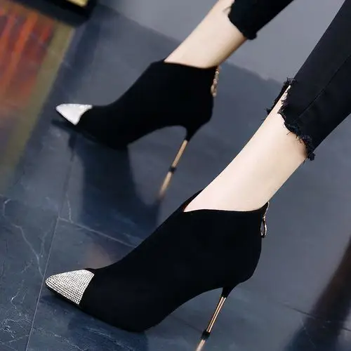 欧美时尚水钻尖头细跟高跟鞋女2021秋冬新款网红百搭细跟短靴裸靴
