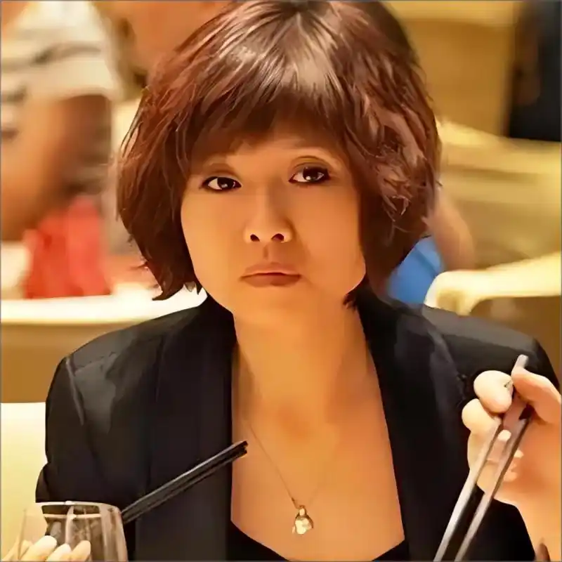 刀郎前妻杨娜:生下女儿40天与富商私奔,丈夫爆红后,她却找上门