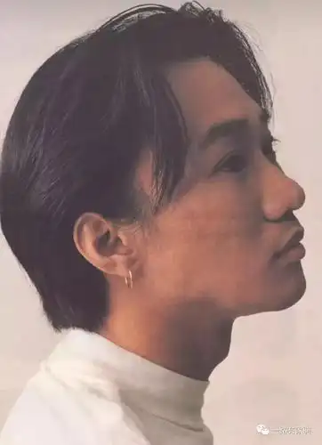 黄家驹一个永远不会在安全区里打转的人