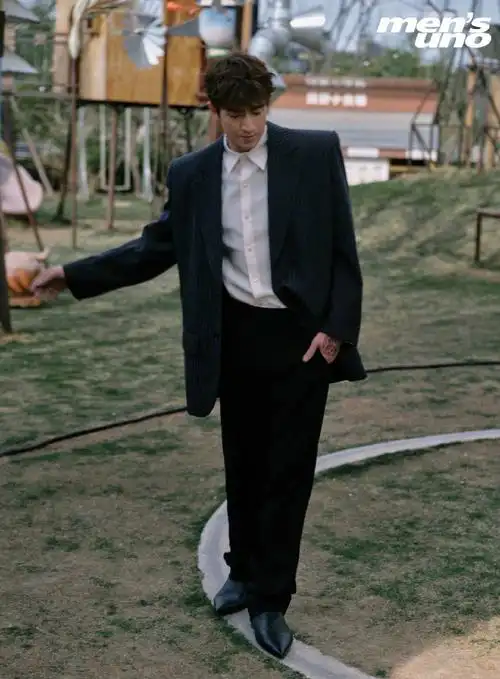 林更新风度四月刊封面##林更新荒野乐园大片