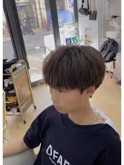 长沙男生剪发哪里好  #男生发型  #男生烫发  #摩根烫  #锡纸烫  钢