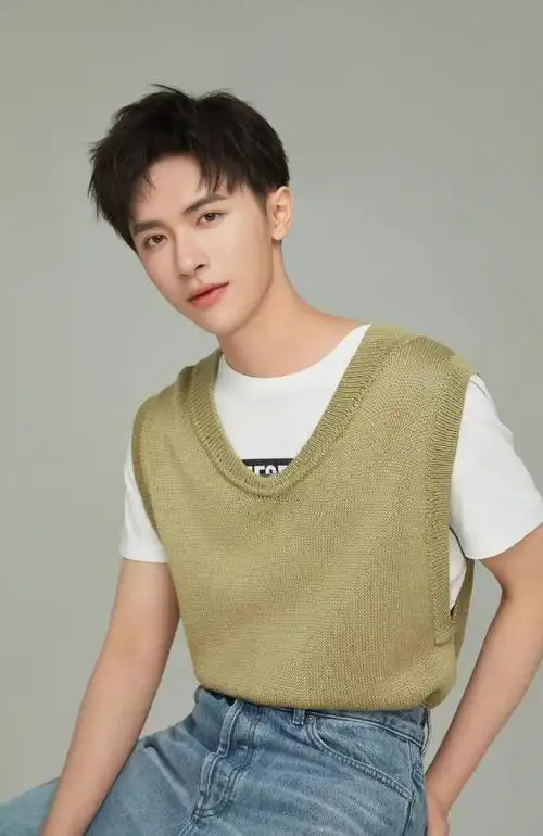 张逸杰健身前vs健身后##张逸杰的身材