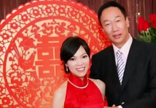 6年生3胎稳坐阔太位|郭台铭|林志玲|林百欣|徐子淇|百亿富豪_网易订阅