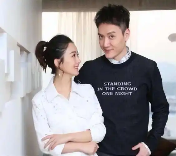 冯绍峰的3亿豪宅,看房是倪妮,装修是林允,住进来却是赵丽颖?