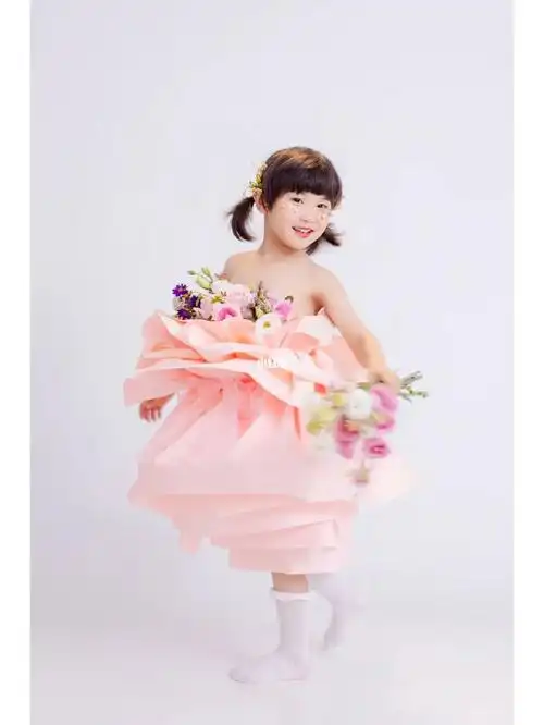 宝宝花束艺术写真