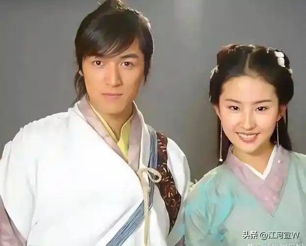 这才是胡歌的真实感情线,黄曦宁薛佳凝江疏影刘亦菲王晓晨唐嫣_恋情