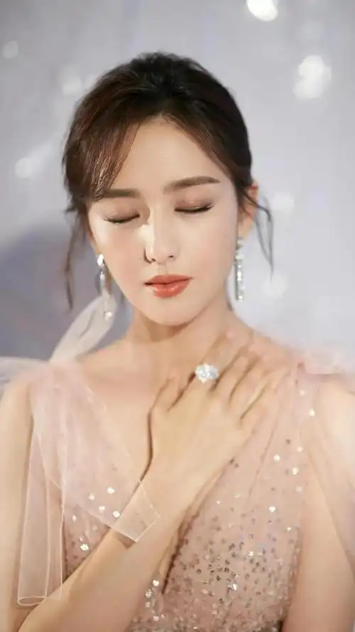 绝美女神佟丽娅高清图片