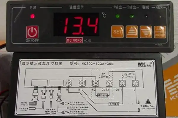 温度控制器恒温控制