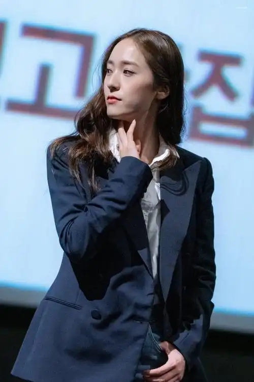 郑秀晶电影蜘蛛窝##电影蜘蛛窝