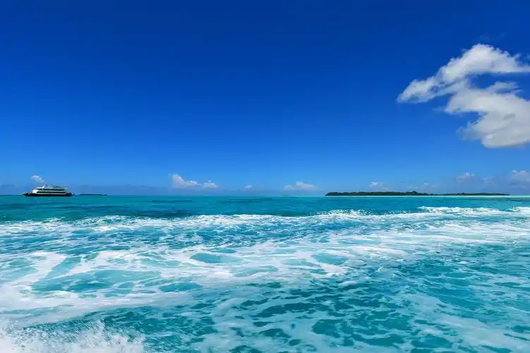 蓝蓝的天 蓝蓝的海