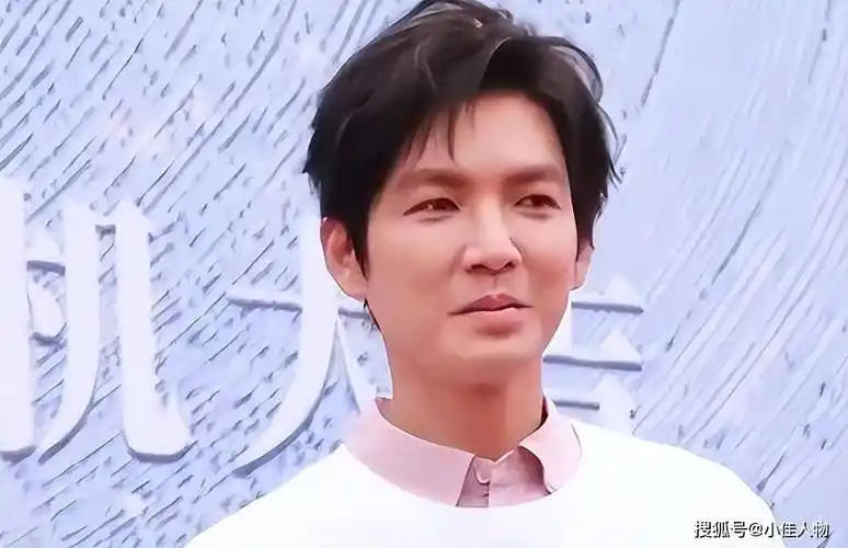 事实证明,"逐渐消失"的钟汉良,已经在另一个圈子里红得发紫_公司_台湾