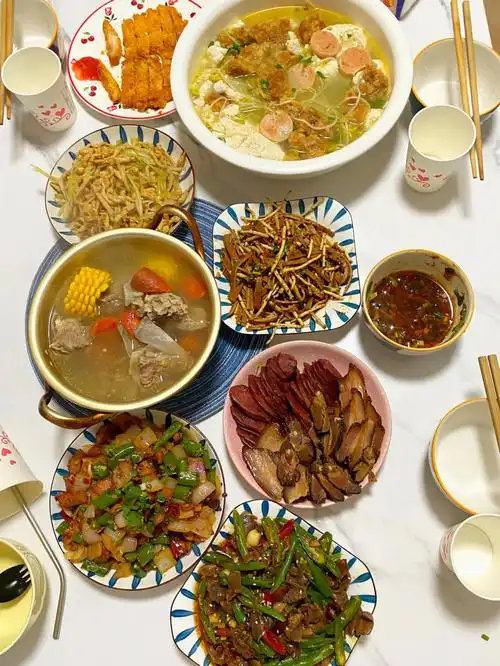 打工人  #美食日常  #家人  #家庭聚餐  #国庆节