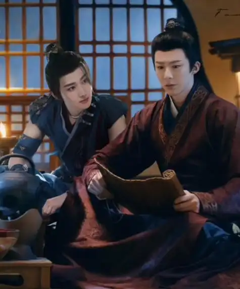 刘昱晗看着面前曾小少爷托人送来的信,又看了看刘宇宁