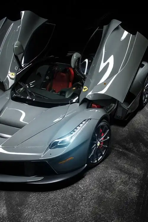 壁纸 法拉利laferrari旗舰超级跑车,翅膀 2560x1600 hd 高清壁纸