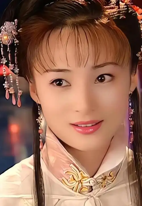 你们有没有见过那个"不老神话"的活生生的例子啊?就是那位演员蒋勤勤!