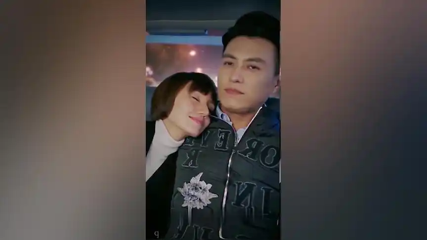 国家一级演员#靳东 与袁泉 陈数 马y琍在等《我的前半生》等饰演情侣