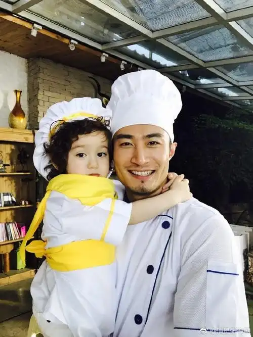 jackson周嘉诚stephan周泽西 临时爸爸还满. 来自演员张淳熙 - 微博