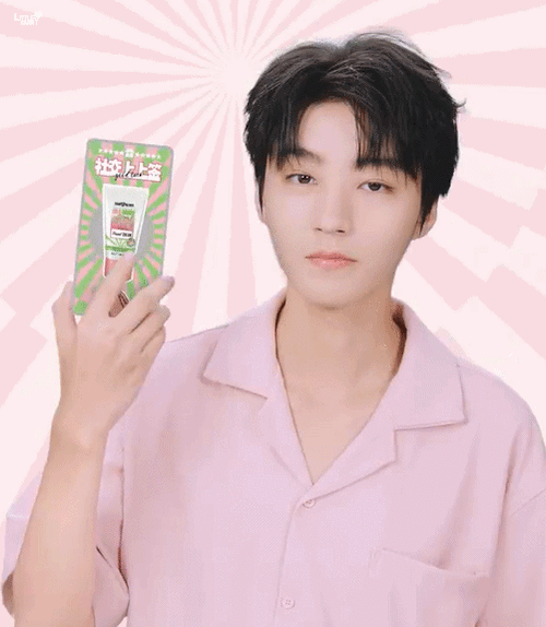 丝芙格芮全球品牌代言人王俊凯