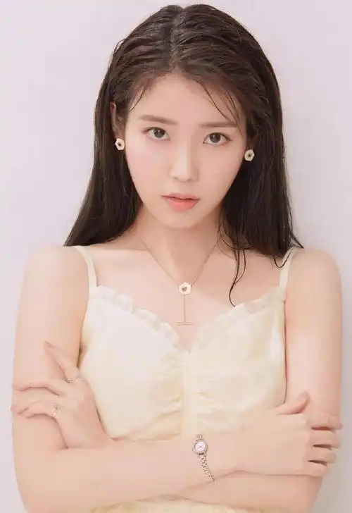 李知恩绝美照片