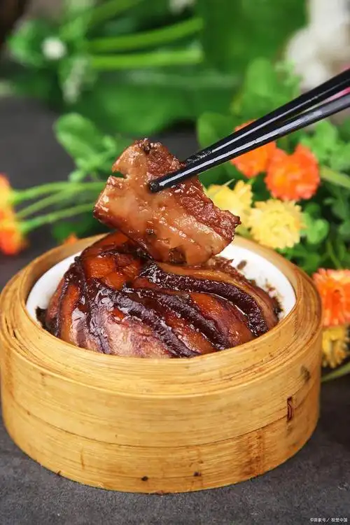 徽菜文化之旅:品尝安徽十大经典美食,感受深厚的徽菜文化