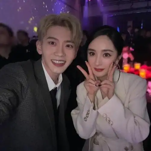 李易峰和杨幂昔日绯闻情侣杨幂李易峰同场