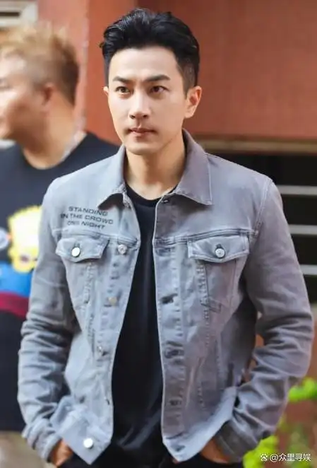 刘恺威前任廖碧儿移居海外!暗示已偷偷回国,个人感情引争议