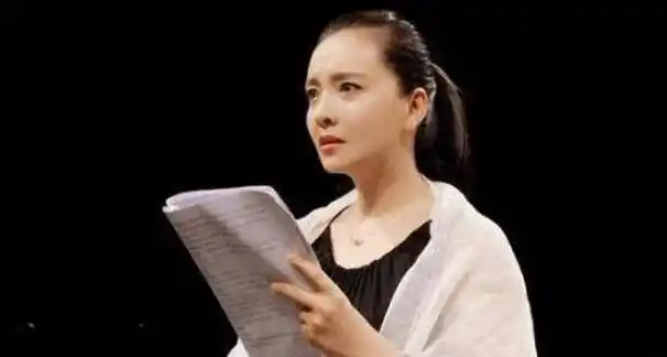 原来她是孙红雷的妹妹,出道多年一直没人知道,曾经还是一名军人_孙茜