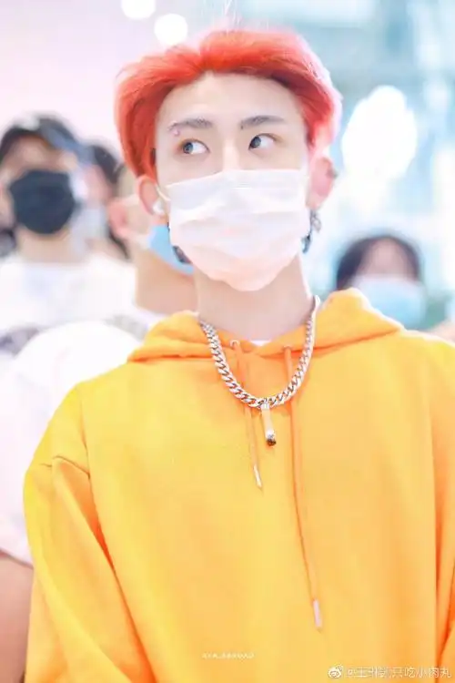 小鬼王琳凯unicorn[超话]##小鬼王琳凯新歌.