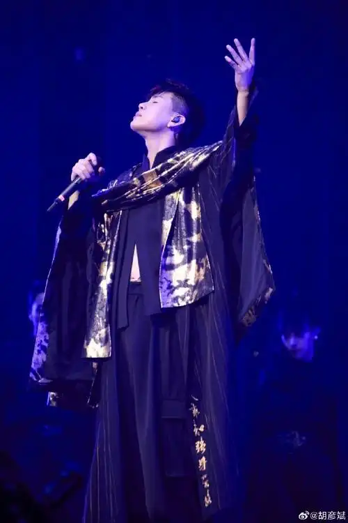 被胡彦斌月光红颜硬控7分钟##胡彦斌月光红颜doublekill