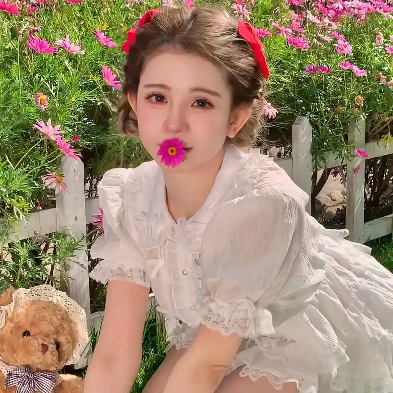 一组花花的甜美头像 00#女生头像 #温柔女头 #一束花的仪 - 抖音